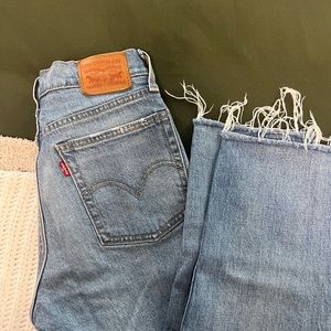 Levi wedgie jeans